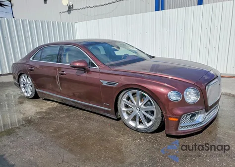 2021 Bentley Flying Spur z USA, uszkodzony, nr VIN SCBBB6ZG9MC084879